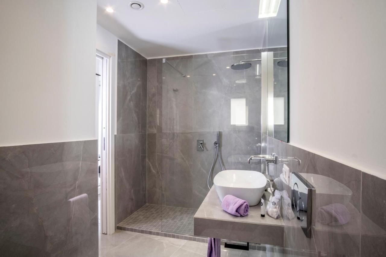 36 Steps In Tasso Square Apartment ซอร์เรนโต ภายนอก รูปภาพ